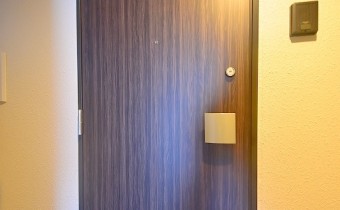玄関ドア