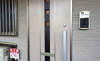 玄関ドア