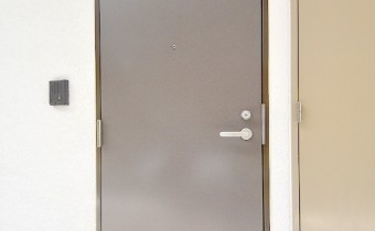 玄関ドア