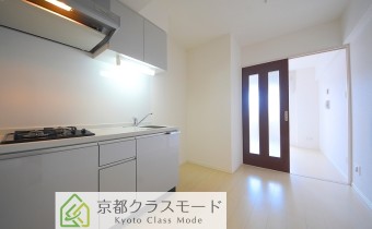 希少な「ペット飼育相談可（小型犬可）」です♪　※室内写真は同マンション内の別タイプのものです。参考にご覧ください。