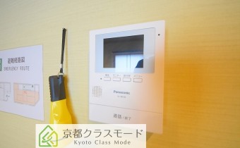 2階：TVドアホン