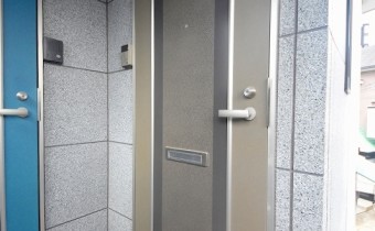 玄関ドア