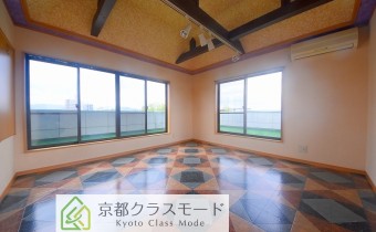 特徴的な床材です！「眺望＆日当り」良好です♪