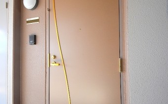 玄関ドア