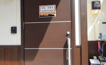 玄関ドア