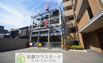 敷地内ガレージ（機械式）