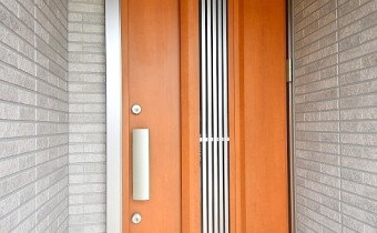 玄関ドア