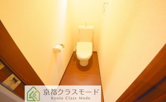 2F：ウォシュレットトイレ