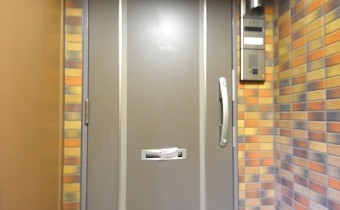 玄関ドア
