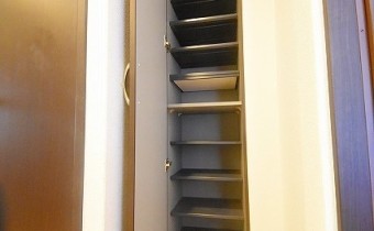 シューズボックス