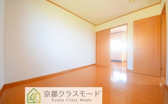 Room 6（玄関側）