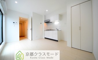 Rooｍ7.3