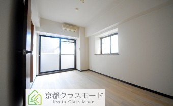 Room 7