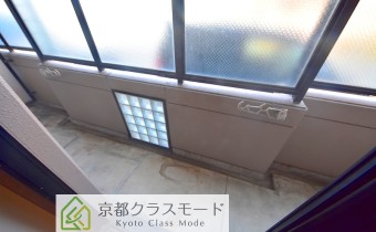 バルコニー＊画像は同タイプ102号室のものです。