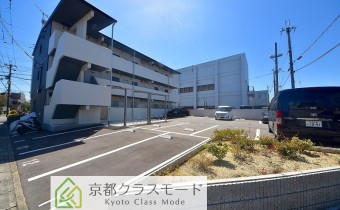 敷地内ガレージ