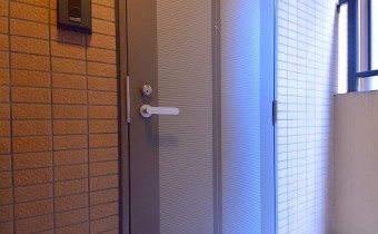 玄関ドア