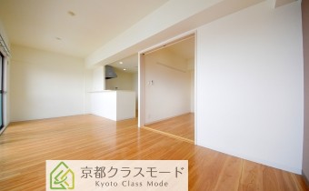 「上階・南向き」の快適なお部屋です♪