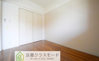 Room 4.4