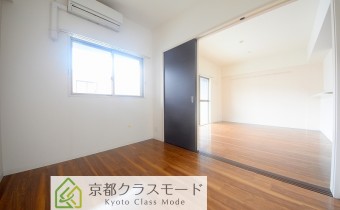 Room 4.4