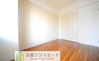Room 5