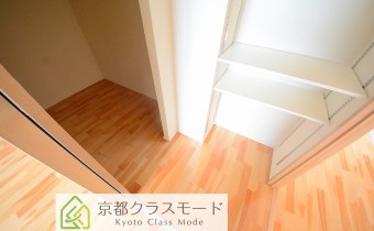 ウォークインクローゼット（内部）