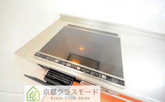 IH2口+ラジエント1口（グリル付）