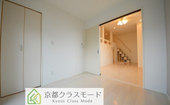 お洒落な「メゾネット＆ロフト」のお部屋です♪