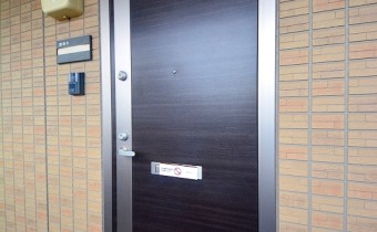 玄関ドア