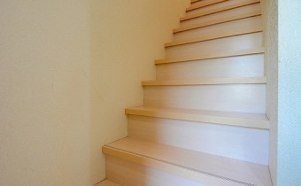 2階への階段
