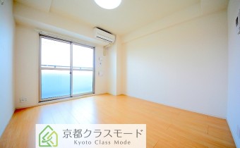 Room7.9　