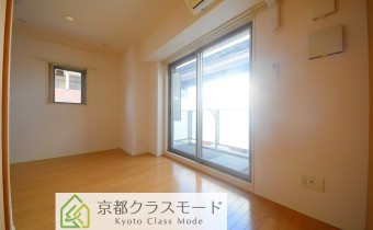 Room7