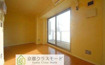 Room7.1