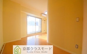 Room7.1