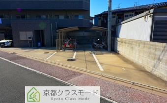 駐輪場&ガレージ