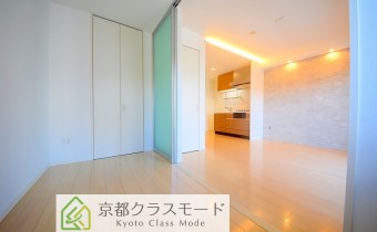 明るく綺麗な室内空間です♪設備も良い感じです。