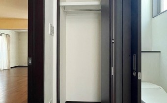 廊下の収納