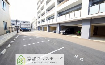 ガレージ