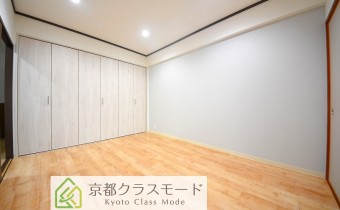 Room6