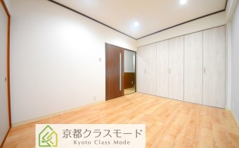 Room6