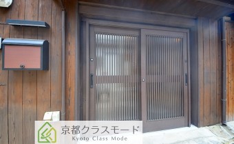 玄関扉