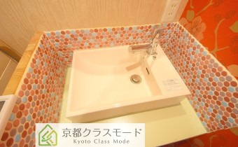 独立洗面台