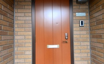 玄関ドア