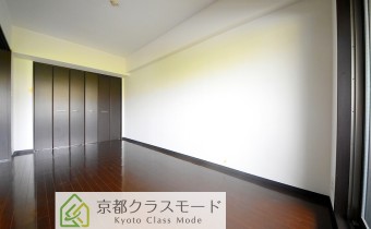 Room7.8