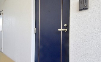 玄関ドア