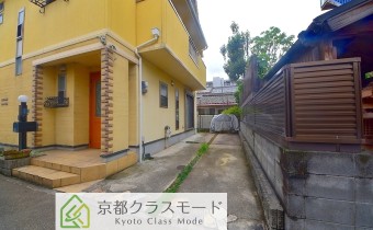 敷地内ガレージ