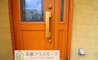 ダブルロックドア