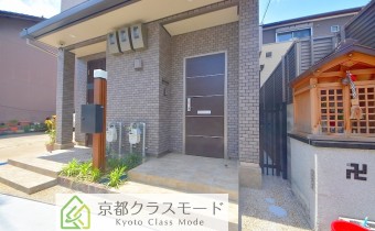 玄関前