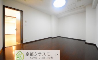 Room9.5（シアタールーム）