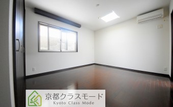 Room 9