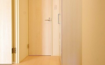 玄関　※同タイプ施工例